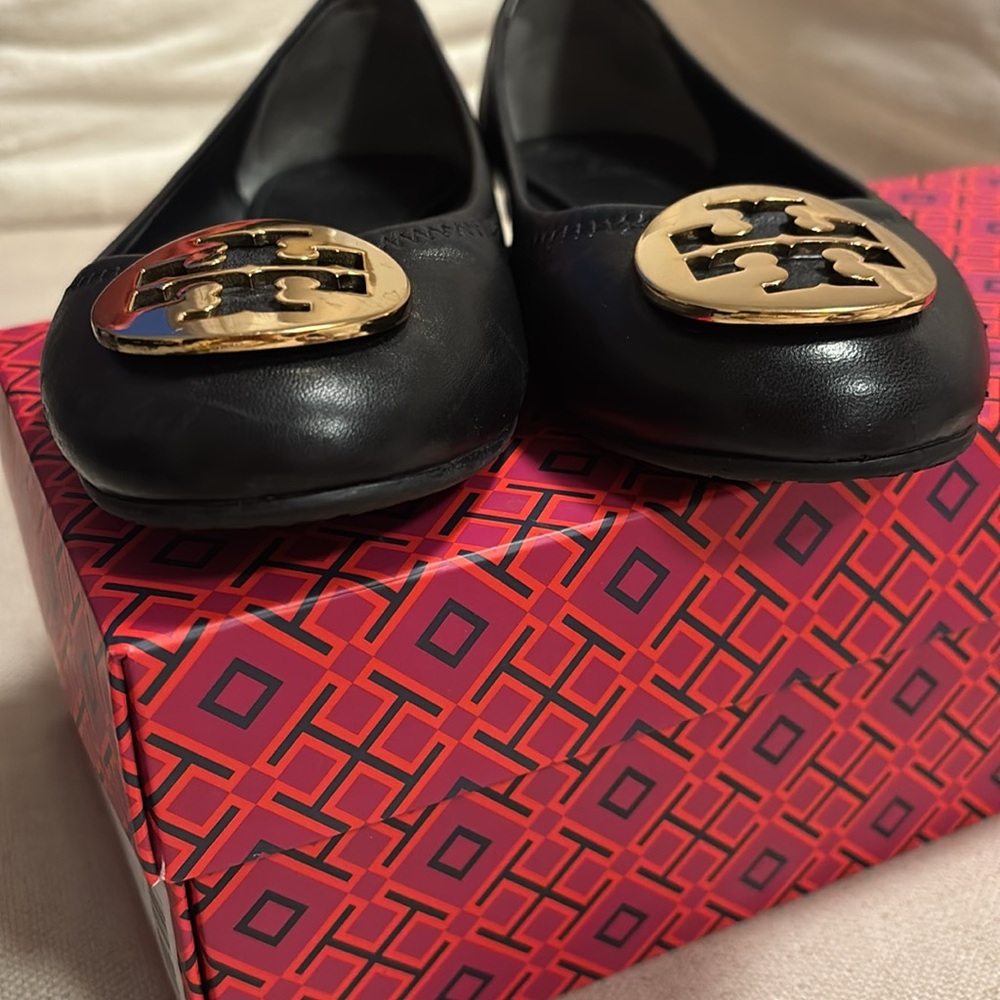 Tory Burch Black Reva flats size 7 - Picture 3 of 6